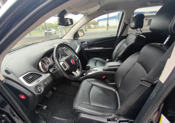 Fiat Freemont cena 44900 przebieg: 159800, rok produkcji 2012 z Staszów małe 742